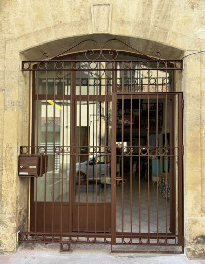 devanture commerce montpellier